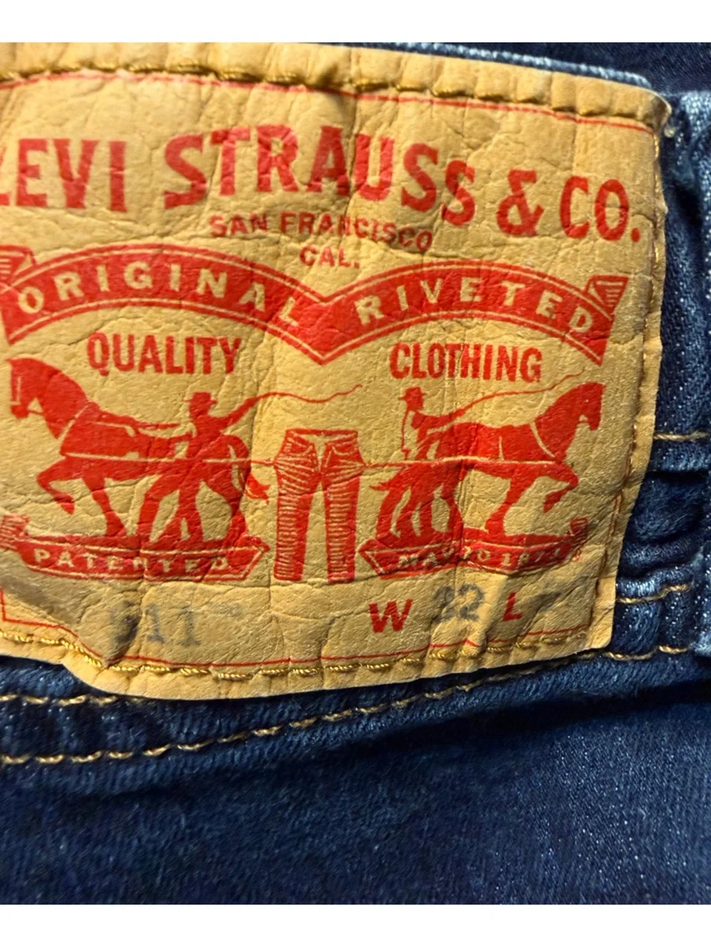 Levi 511 jeans.  Men’s size 32×29.  511=slim fit jeans.